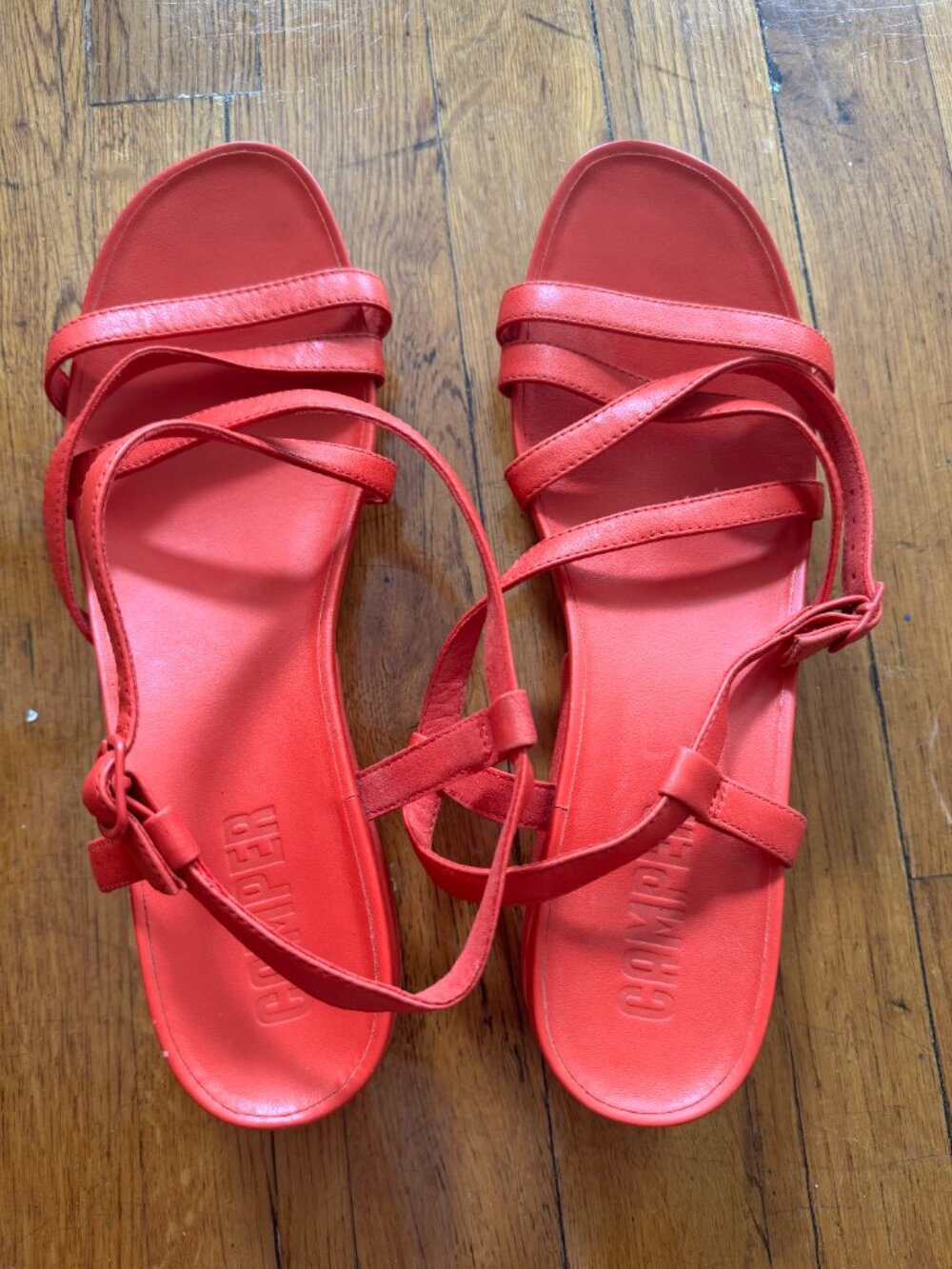 Strappy Red Camper Minikaah sandals - Picture 11 of 11
